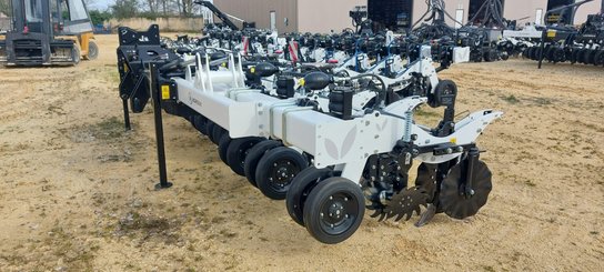 No-till seed drill Agrisem Strip-Cat II porté Repliable