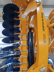 Disc stubble cultivator Agrisem Disc-O-Mulch Gold traîné Repliable