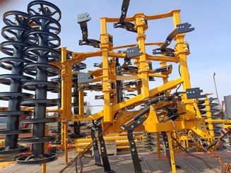 Tined stubble cultivator Agrisem Smartplow porté Repliable