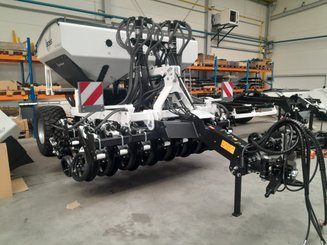 No-till seed drill Agrisem mBOSS Rétractable
