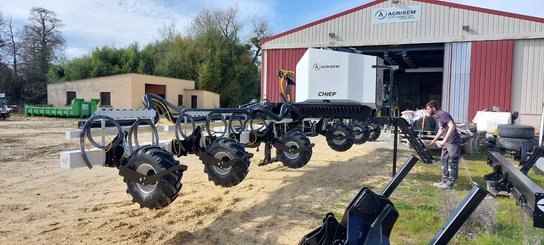Precision seeder Agrisem CHEF traîné Repliable