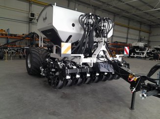 No-till seed drill Agrisem BOSS Trainé 3/4m