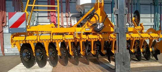 Disc stubble cultivator Agrisem Disc-O-Mulch Série R porté Fixe