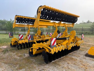 Disc stubble cultivator Agrisem Disc-O-Mulch Gold porté Fixe