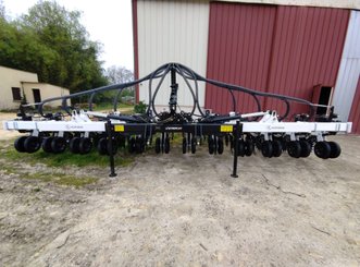 No-till seed drill Agrisem Strip-Cat II porté Repliable