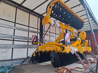 Disc stubble cultivator Agrisem Disc-O-Mulch Gold porté Fixe