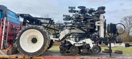 No-till seed drill Agrisem Strip-Cat II traîné Repliable