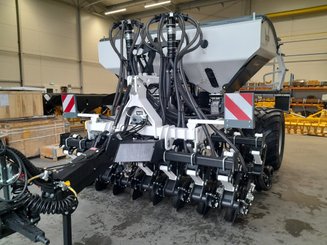 No-till seed drill Agrisem mBOSS Rétractable