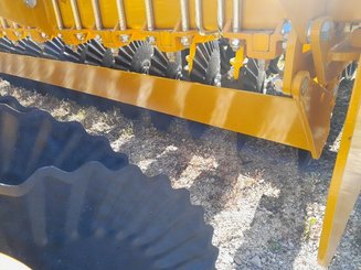 Disc stubble cultivator Agrisem Disc-O-Mulch Gold porté Fixe