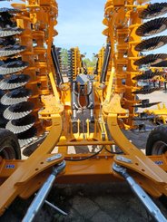 Disc stubble cultivator Agrisem Disc-O-Mulch Gold traîné Repliable