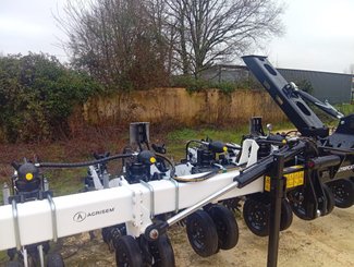 No-till seed drill Agrisem Strip-Cat II porté Repliable