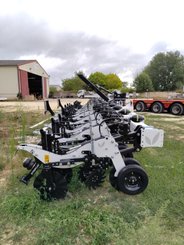 No-till seed drill Agrisem Strip-Cat II porté Repliable