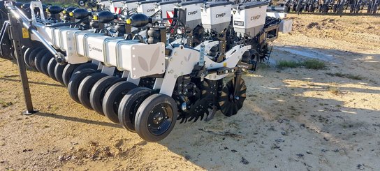 No-till seed drill Agrisem Strip-Cat II porté Repliable