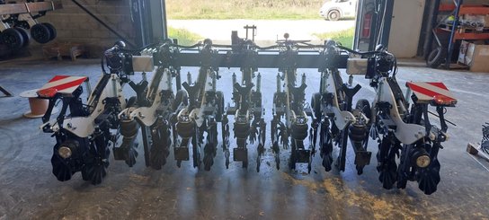 No-till seed drill Agrisem Strip-Cat II porté Fixe