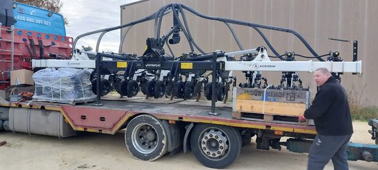 No-till seed drill Agrisem Strip-Cat II porté Repliable