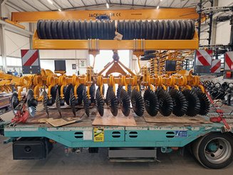 Disc stubble cultivator Agrisem Disc-O-Mulch Gold porté Fixe