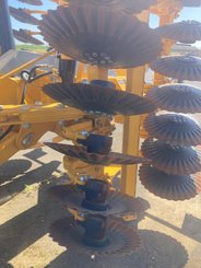 Disc stubble cultivator Agrisem Disc-O-Mulch Gold traîné Repliable
