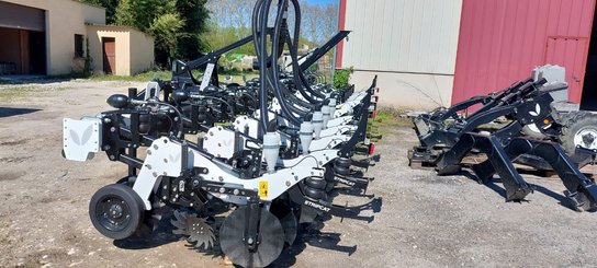 No-till seed drill Agrisem Strip-Cat II porté Repliable