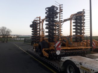 Disc stubble cultivator Agrisem Disc-O-Mulch Série R traîné Repliable