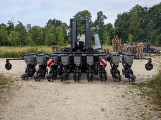 Precision seeder Agrisem CHEF porté Repliable