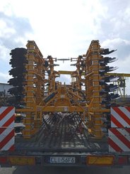 Disc stubble cultivator Agrisem Disc-O-Mulch Gold porté Repliable