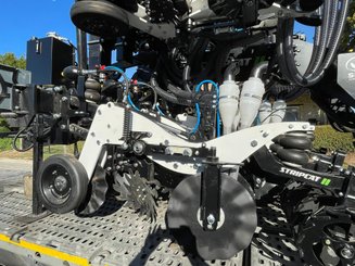 No-till seed drill Agrisem Strip-Cat II traîné Repliable