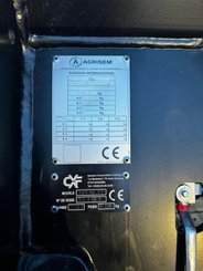 No-till seed drill Agrisem Strip-Cat II traîné Repliable