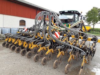 No-till seed drill Agrisem Strip-Cat II porté Repliable