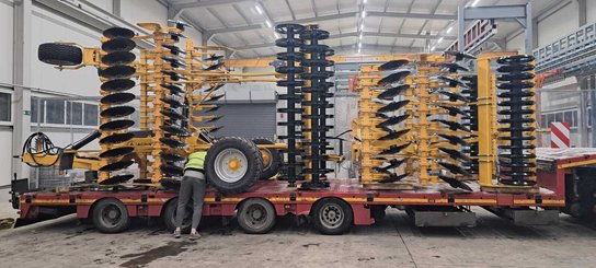 Disc stubble cultivator Agrisem Disc-O-Mulch Gold porté Repliable