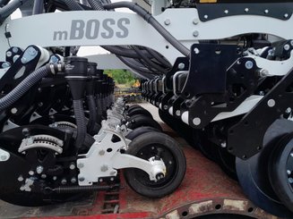 No-till seed drill Agrisem mBOSS Rétractable