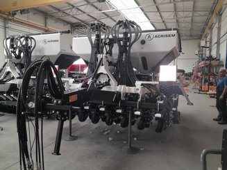 No-till seed drill Agrisem mBOSS Rétractable