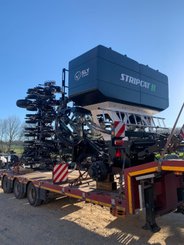No-till seed drill Agrisem Strip-Cat II traîné Repliable