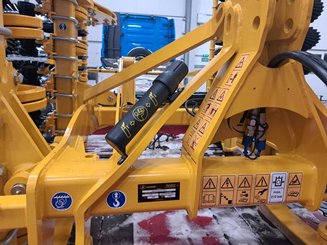 Disc stubble cultivator Agrisem Disc-O-Mulch Gold porté Repliable