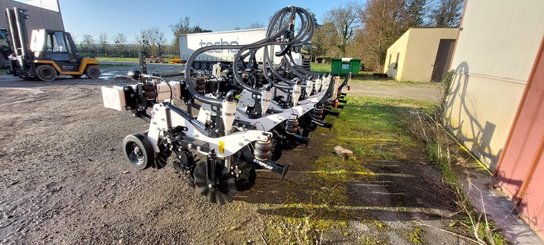 No-till seed drill Agrisem Strip-Cat II porté Repliable