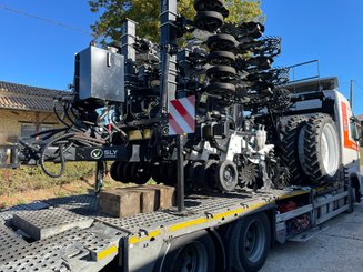 No-till seed drill Agrisem Strip-Cat II traîné Repliable