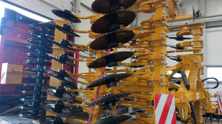 Disc stubble cultivator Agrisem Disc-O-Mulch Gold porté Repliable