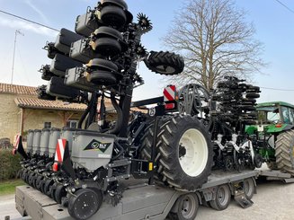 Precision seeder Agrisem Agrisem Conservation Farming