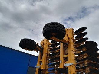 Disc stubble cultivator Agrisem Disc-O-Mulch Série R traîné Repliable