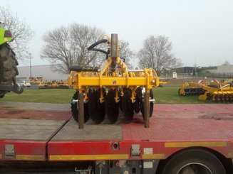 Disc stubble cultivator Agrisem Disc-O-Vigne