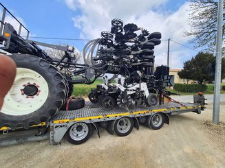 No-till seed drill Agrisem Strip-Cat II traîné Repliable