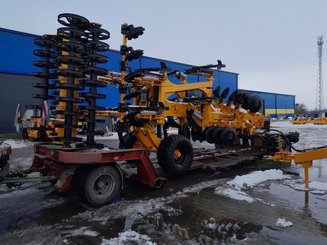 Stubble cultivator Agrisem Maximulch Série 5 traîné Repliable