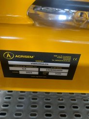 Tined stubble cultivator Agrisem Vibromulch porté Repliable