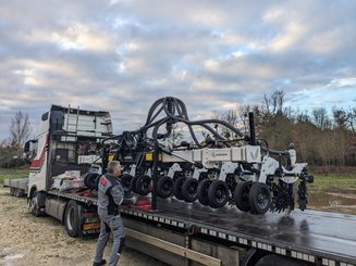 No-till seed drill Agrisem Strip-Cat II porté Repliable