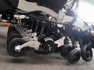 No-till seed drill Agrisem mBOSS Rétractable