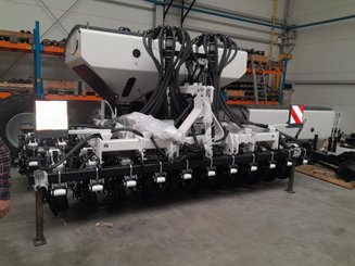 No-till seed drill Agrisem mBOSS Fixe