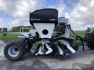 No-till seed drill Agrisem mBOSS Rétractable