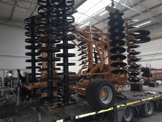 Disc stubble cultivator Agrisem Disc-O-Mulch Série R traîné Repliable