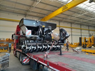 No-till seed drill Agrisem mBOSS Rétractable