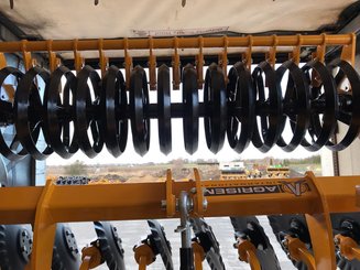 Disc stubble cultivator Agrisem Disc-O-Vigne