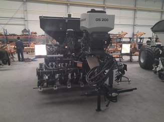 No-till seed drill Agrisem mBOSS Rétractable